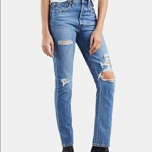 Levis 501 Skinny Boyfriend Jeans